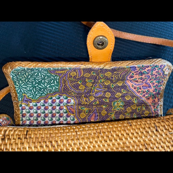 Handmade Rattan Bag - Picture 4 of 5